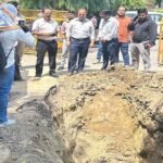 आगरा: दयालबाग में 18 फीट नीचे मिली सड़ी सीवर लाइन, सड़क धंसने के बाद खुली पोल; 2.7 किमी लाइन बदलने की तैयारी