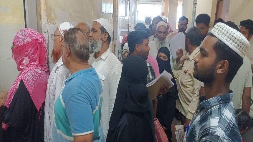 आगरा जिला अस्पताल में एक्सरे मशीन तीन दिन से ठप, 60% मरीज बिना जांच लौटे, विदेश से मंगाया जा रहा पुर्जा