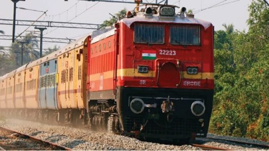 लखनऊ-स्टेशन-पर-ब्लॉक:-बरेली-होकर-गुजरने-वाली-14-ट्रेनों-का-मार्ग-परिवर्तित,-दो-दिन-रहेगी-ये-व्यवस्था