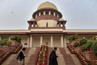 SIR फैसले में चुनाव आयुक्तों की सहमति न होने के दावे पर सुप्रीम कोर्ट में याचिका, कांग्रेस का देशव्यापी प्रदर्शन