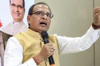 INDIA गठबंधन बैठक से पहले शिवराज का हमला: राहुल को नेता मानने पर सवाल