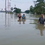 सारण में बाढ़ राहत के दौरान हेलीकॉप्टर से गिराए पैकेट की चपेट में आने से ग्रामीण की मौत, पोस्टमार्टम रिपोर्ट का इंतजार