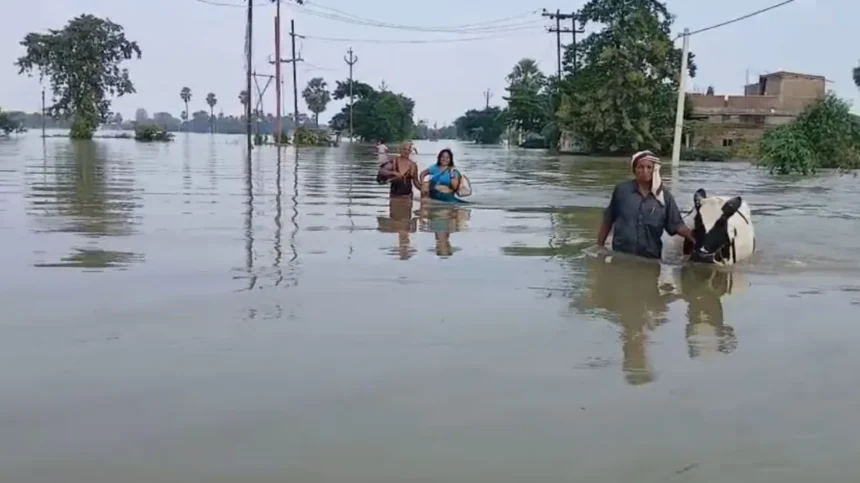 सारण में बाढ़ राहत के दौरान हेलीकॉप्टर से गिराए पैकेट की चपेट में आने से ग्रामीण की मौत, पोस्टमार्टम रिपोर्ट का इंतजार