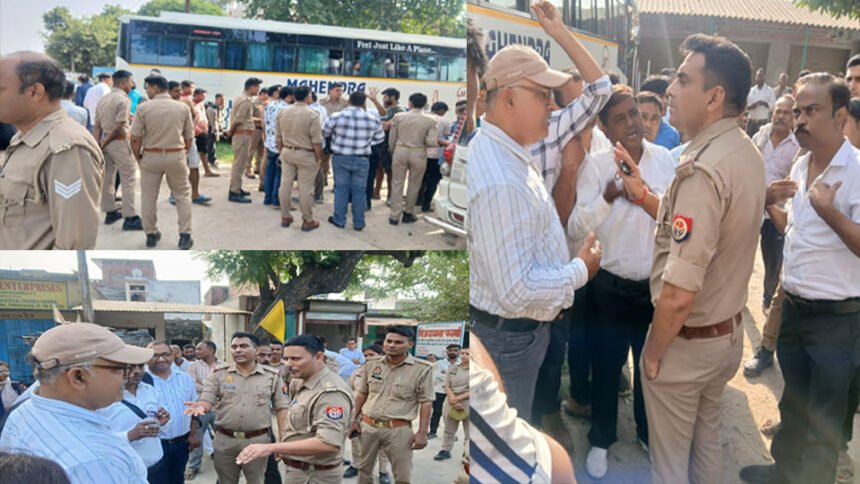 फर्रुखाबाद: लखनऊ जा रहे एनएचएम संविदा कर्मियों की बस रोकी, पुलिस से नोकझोंक