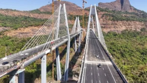 मुंबई-पुणे एक्सप्रेसवे मिसिंग लिंक: 1 नवंबर से मालवाहक वाहनों पर रोक, नई स्पीड लिमिट